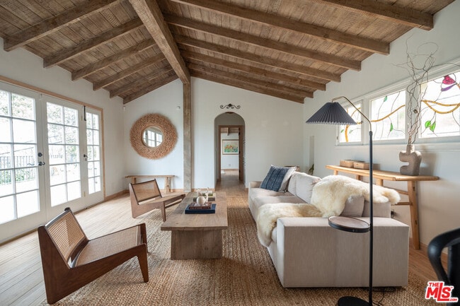 Building Photo - 11539 Sunshine Terrace