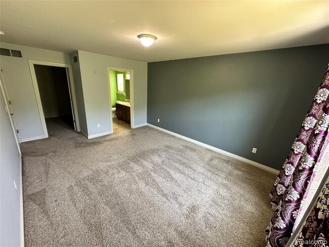 Building Photo - 43570 Cherrywood Ln