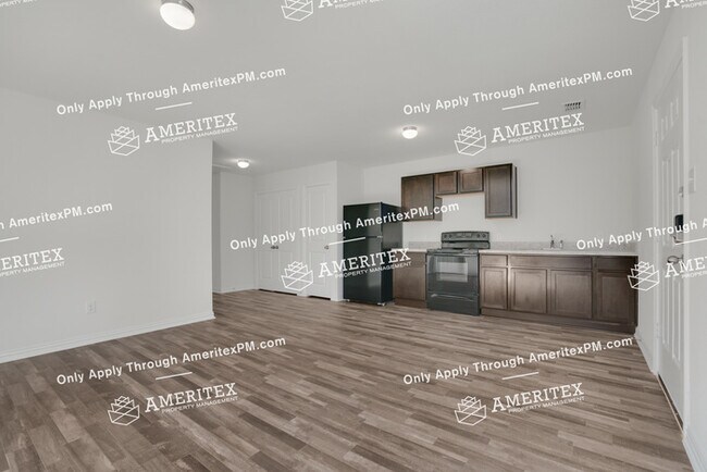 Building Photo - One Month FREE*