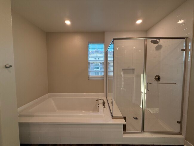 Building Photo - 6659 Encelia Pl