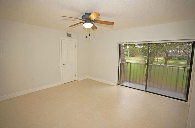 Building Photo - 1917 19th Way