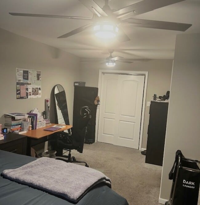 Building Photo - 14810 Perry Ave