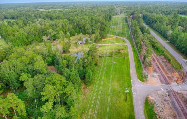 Building Photo - 22311 Warwick Glen Dr