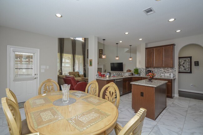 Building Photo - 23523 San Ricci Ct