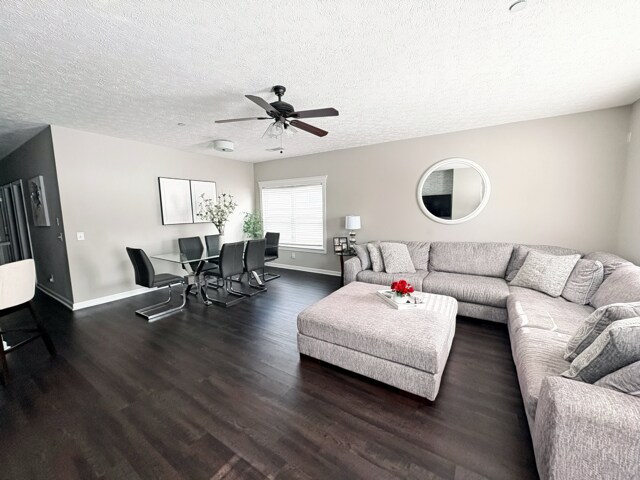 Building Photo - 1247 Park Run Dr