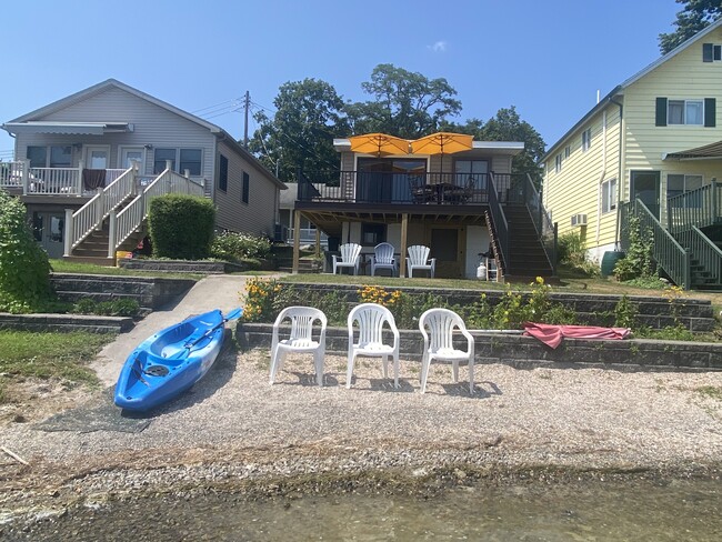 Building Photo - 2972 Holland Dr