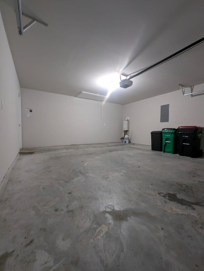 Building Photo - 3518 Windham Way