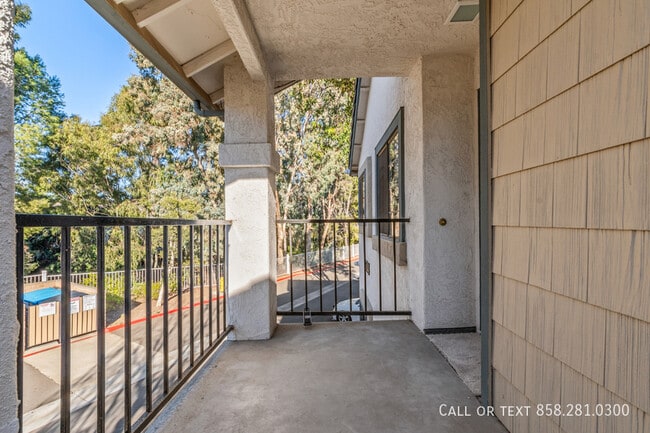 Building Photo - 8534 Summerdale Rd