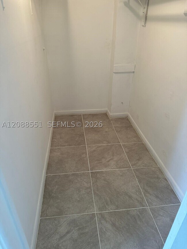 Building Photo - 8420 SW 133rd Avenue Rd