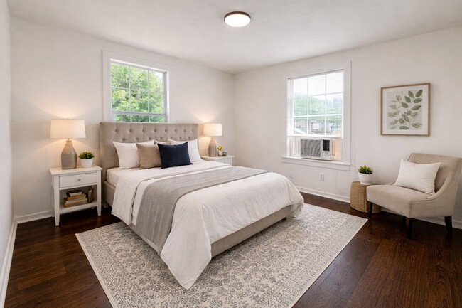 Building Photo - 209 W Alfred St