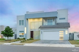 Building Photo - 29 Doctor's Dr