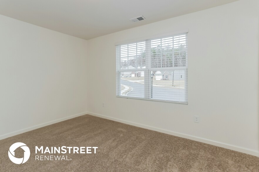 Building Photo - 7250 Emma Ct