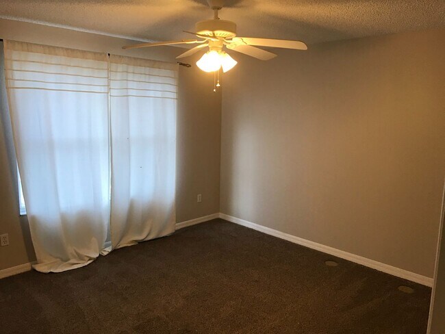 Building Photo - 3 Bedroom/3 Bath Townhouse  Summerport Community - Windermere!!!!