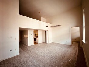 Building Photo - Washington Hall, Downtown Loft Apartment