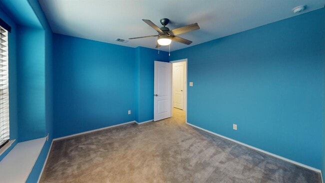 Building Photo - 2100 Iron Rail Terrace