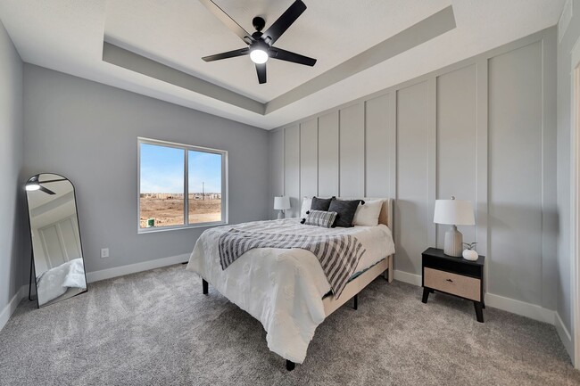 Building Photo - Beautiful Luxury Townhome
