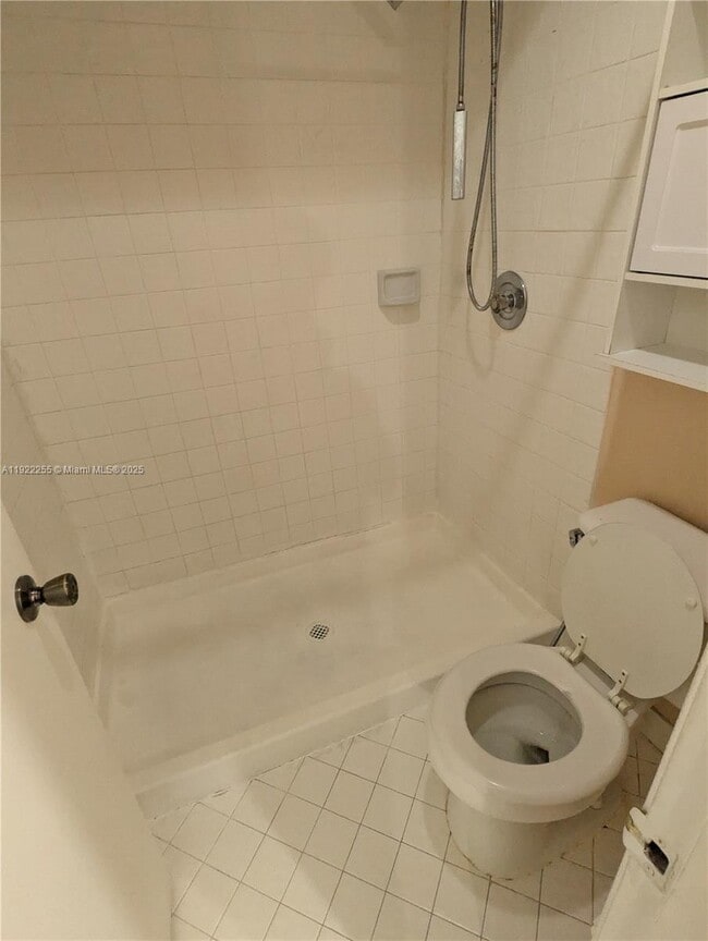 Building Photo - 6551 NW 170th Terrace