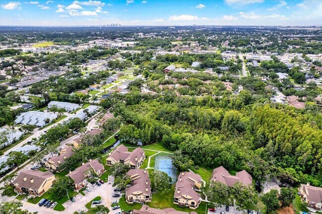 Building Photo - 8718 Mallard Reserve Dr