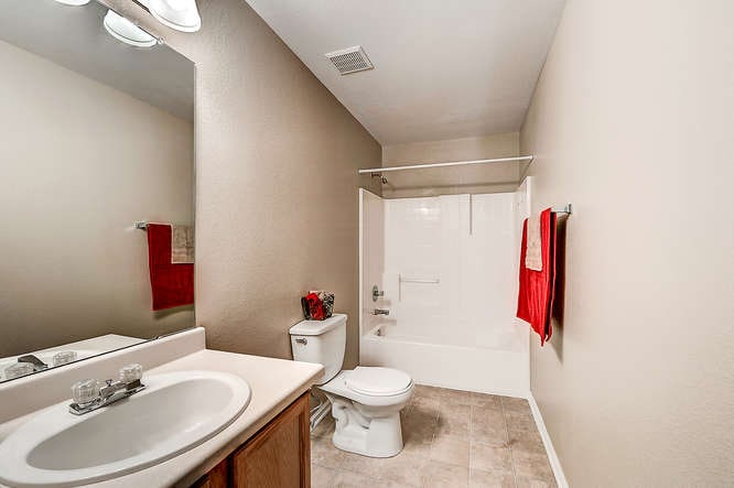 Building Photo - 10700 Kimblewyck Cir