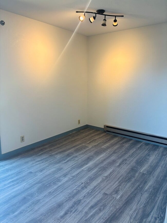 Building Photo - 3BR condo w/ garage & private yard