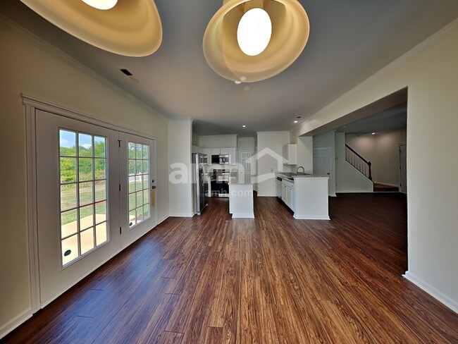 Building Photo - 931 Rocky Meadows Ln
