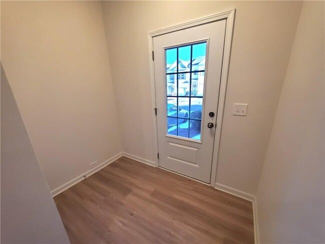 Building Photo - 143 Sawgrass Dr