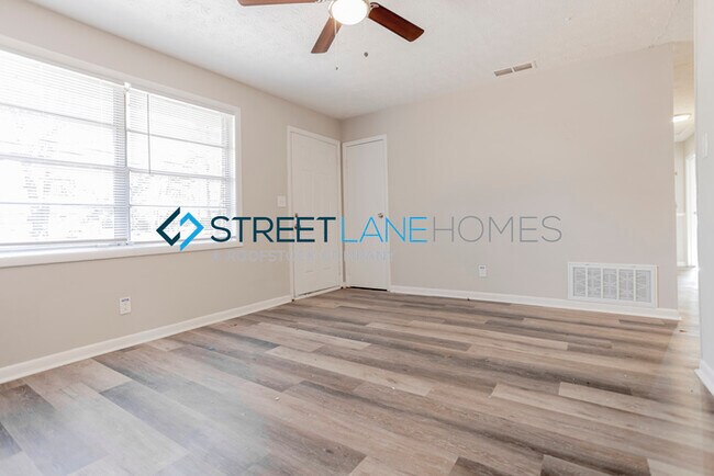 Building Photo - 1415 Celia Dr