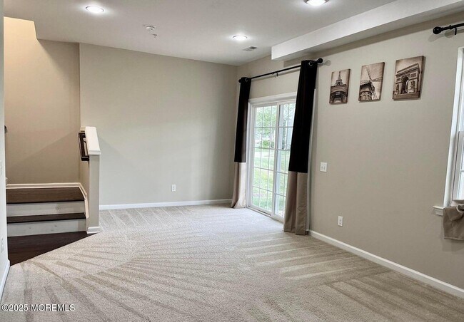 Building Photo - 155 Waypoint Dr