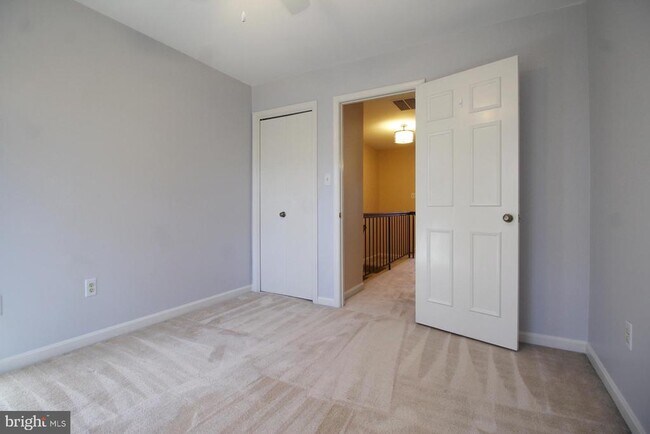 Building Photo - 3186 Cantrell Ln