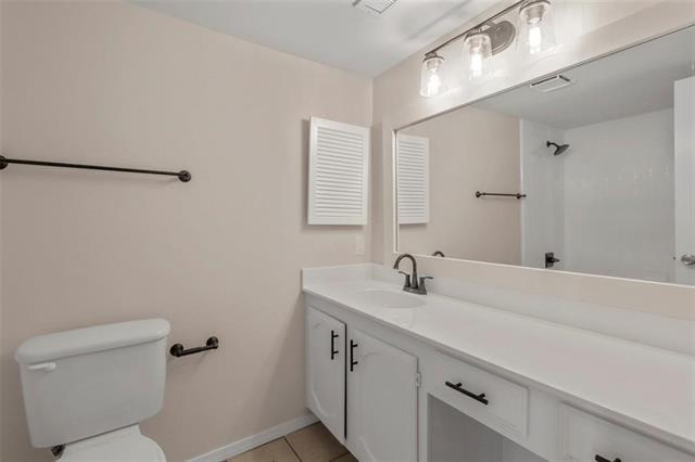 Building Photo - 2601 Knoll Trail