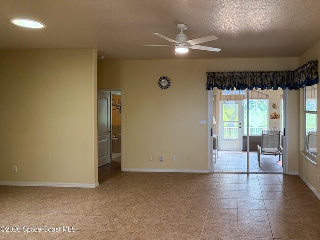 Building Photo - 4292 Woodhall Cir