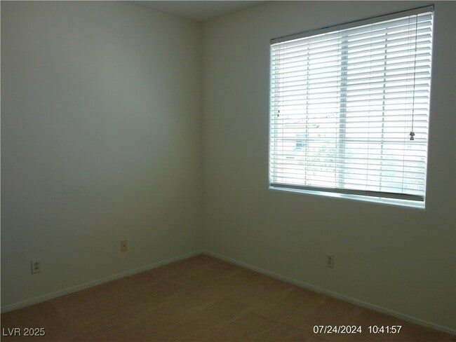 Building Photo - 5834 Farmhouse Ct