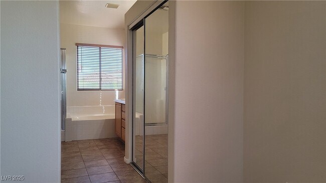 Building Photo - 3713 Corpolo Ave