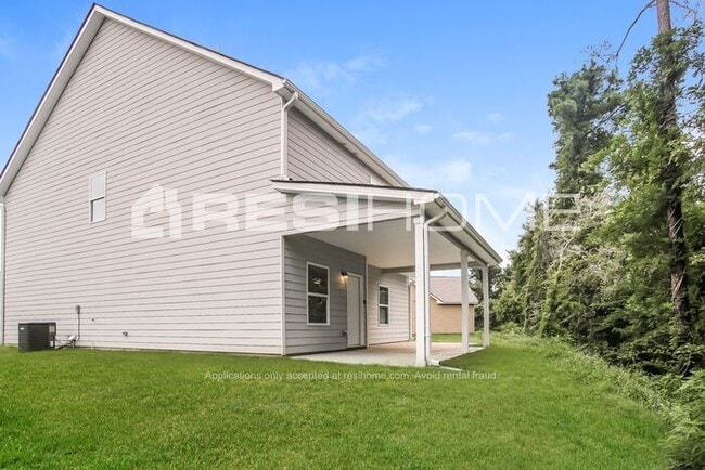 Building Photo - 21 Remington Ln
