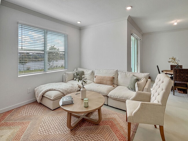 Building Photo - 5989 SE Sky Blue Cir