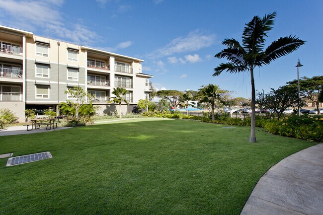Building Photo - Available Now ! Beautiful 2 bed 2 bath condo in Kailua