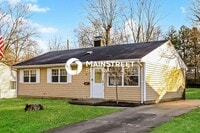 Building Photo - 3 Bedroom Pet-Friendly Home in Hamilton, O...