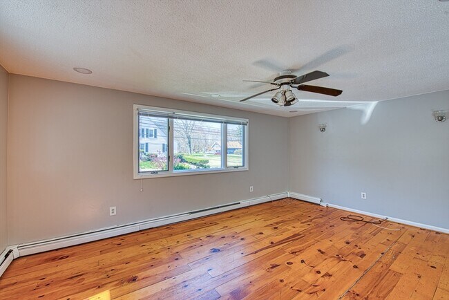 Building Photo - 1246 Somerset Ave