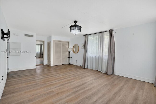 Building Photo - 10240 Collins Ave