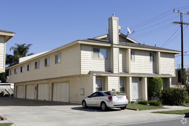 Primary Photo - 7941 13th St