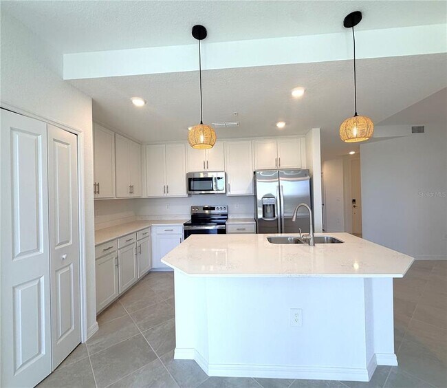 Building Photo - 17565 Opal Sand Dr