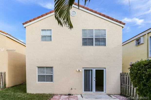 Building Photo - 6204 Seminole Terrace