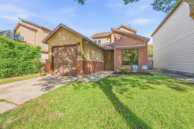 Building Photo - 2911 Corbin Ln