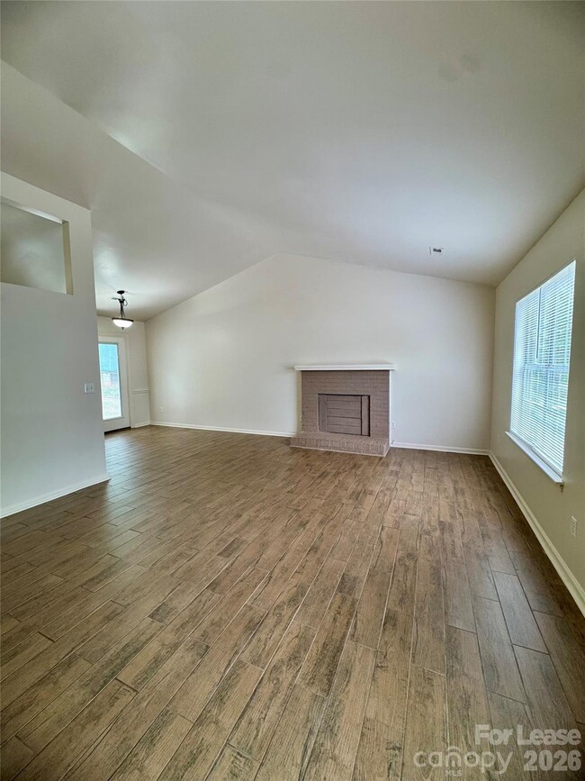 Building Photo - 3407 Braewick Pl