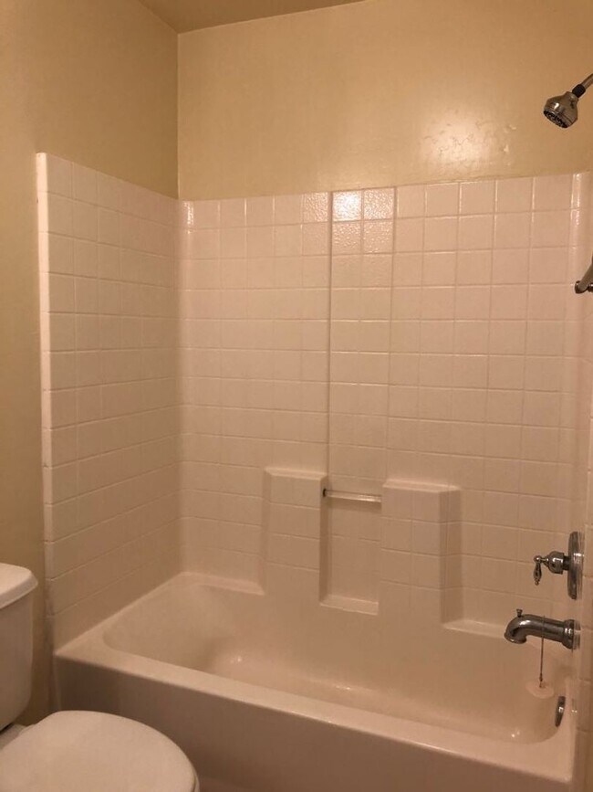 Building Photo - 13003 Lake Pueblo Way