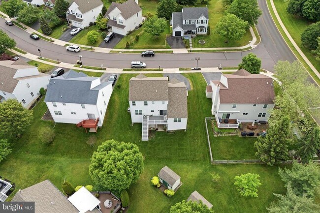 Building Photo - 438 Candlewood Way