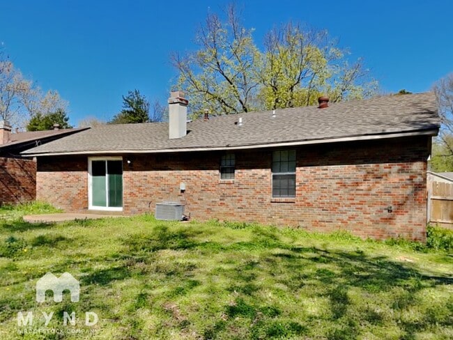Building Photo - 747 Old Forge Rd