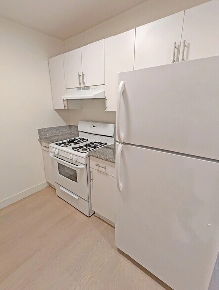 Building Photo - 4402 Mammoth Ave