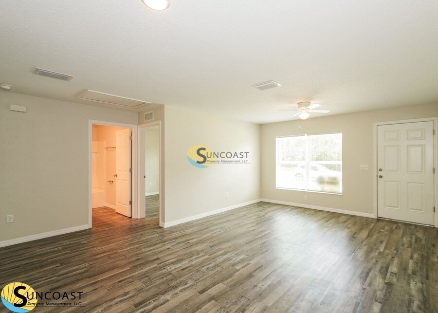 Building Photo - 13624 SW 61st Cir