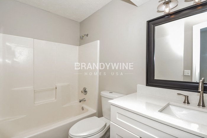 Building Photo - 7608 S Swift Rd